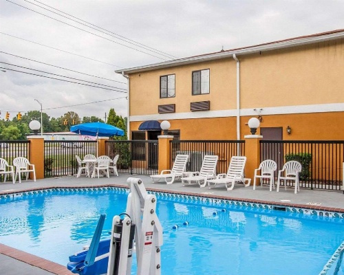 Quality Inn Edmund Pettus Bridge Area image 17